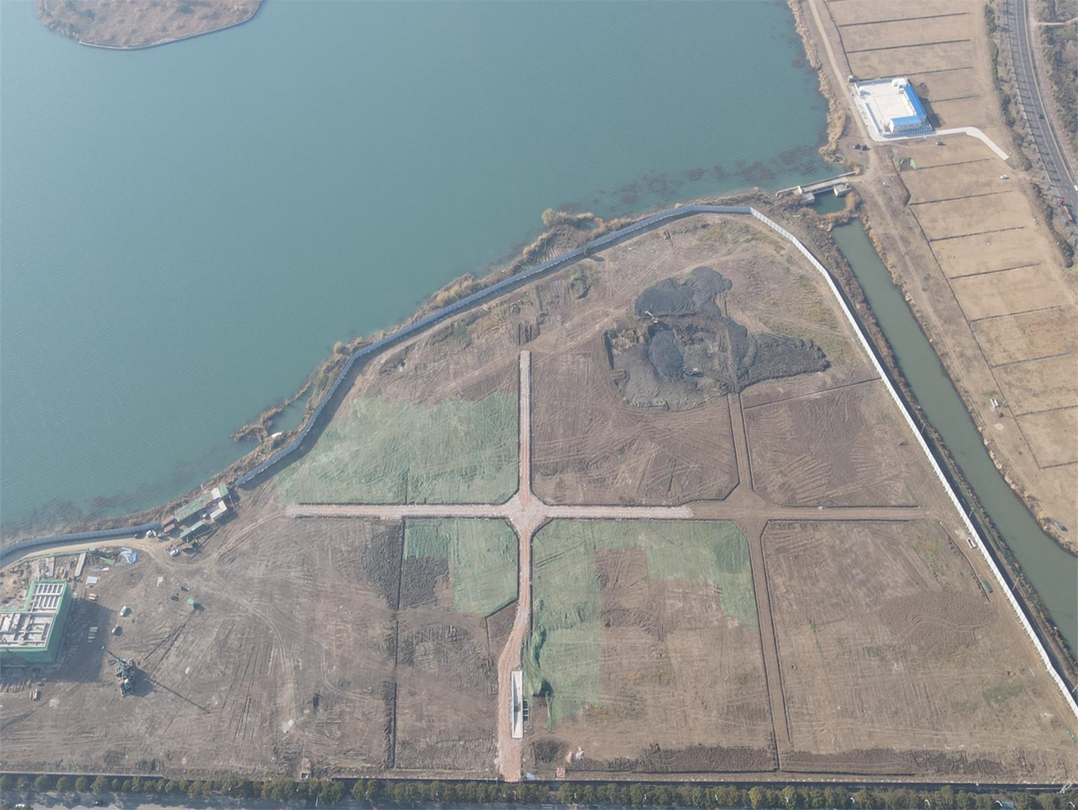 滬蘇龍湖陽澄湖項目樁基及圍護工程